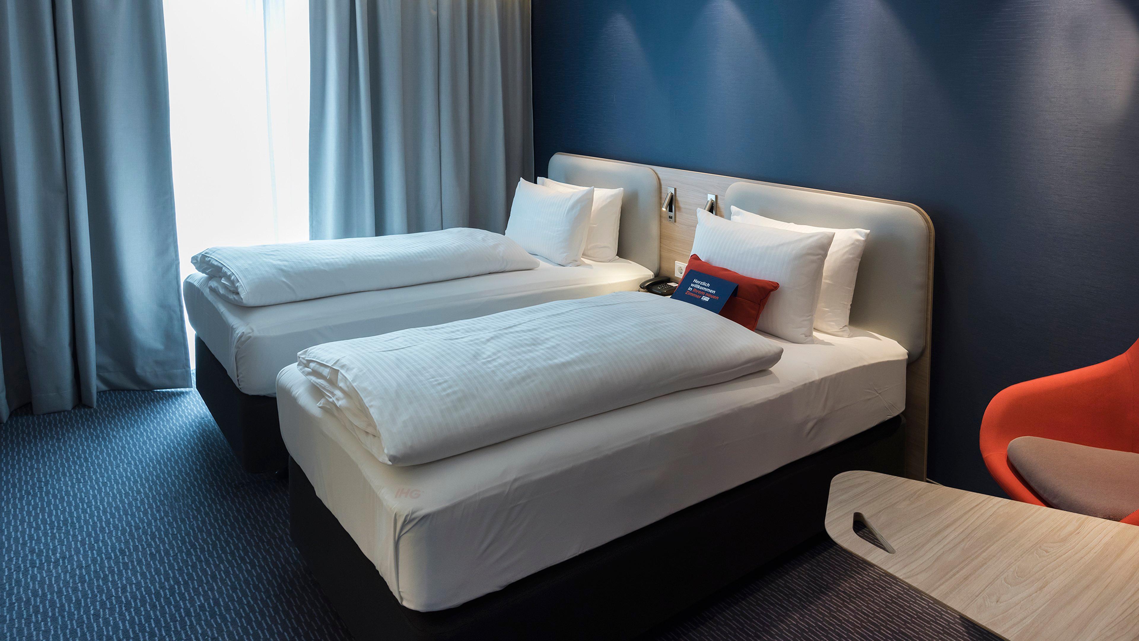 Holiday Inn Express - Wiesbaden By Ihg Экстерьер фото