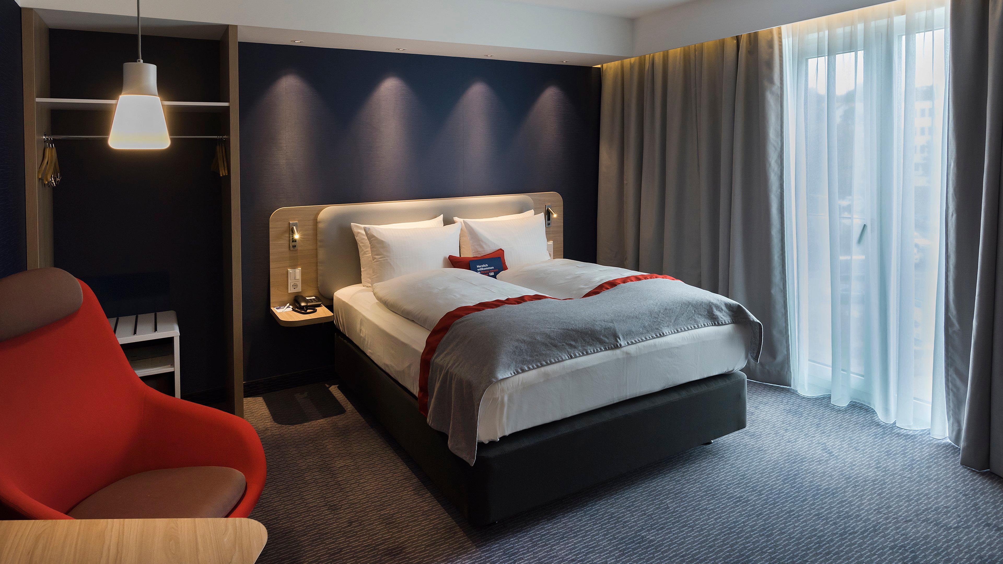 Holiday Inn Express - Wiesbaden By Ihg Экстерьер фото